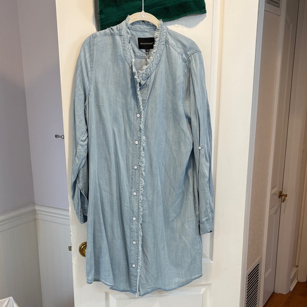 NWT Velvet Heart Frayed Denim Shirt Dress